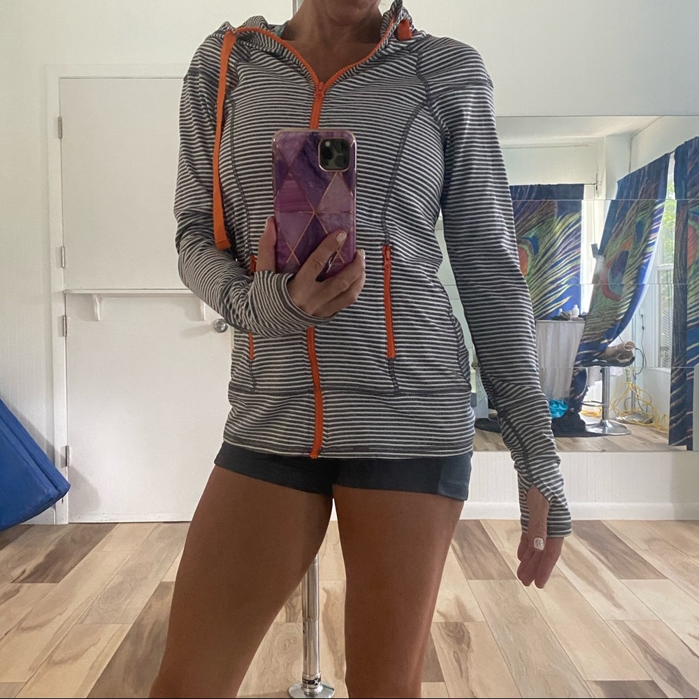 Workout jacket - Picture 6 of 6